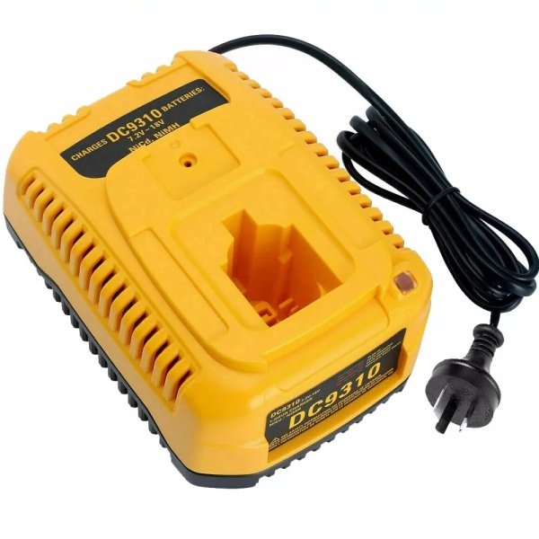 Dewalt 18V Battery Charger